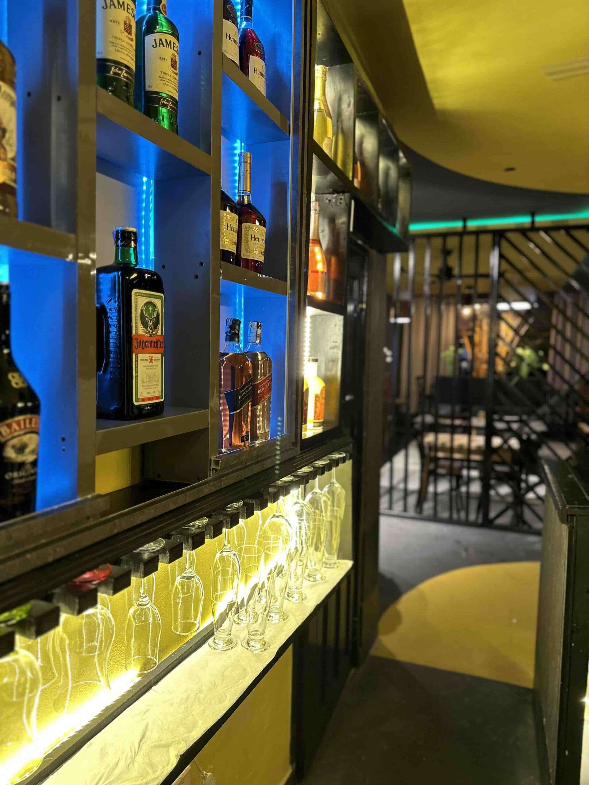 Lemon Lounge & Bar 2